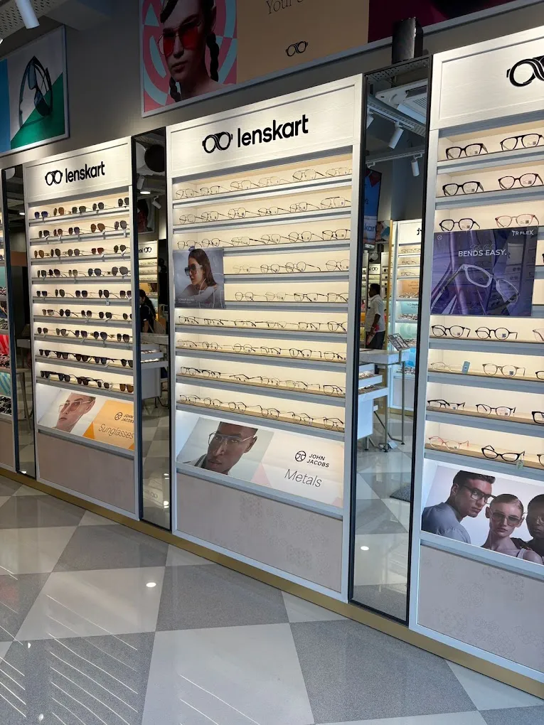 Lenskart.com at Pattabiram